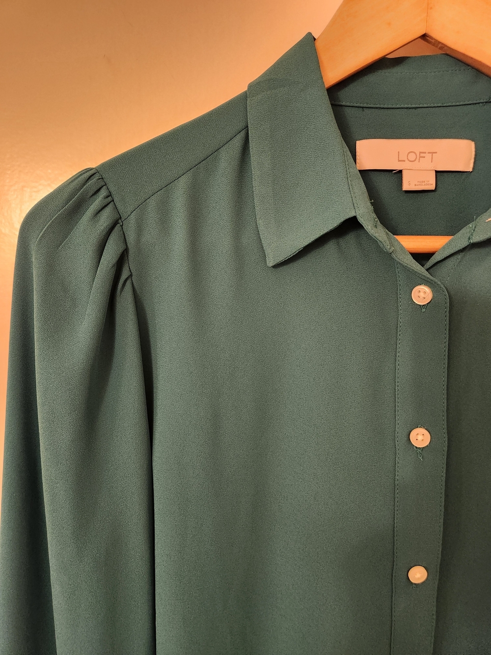LOFT Turquoise Button-Front Puff Sleeve Blouse